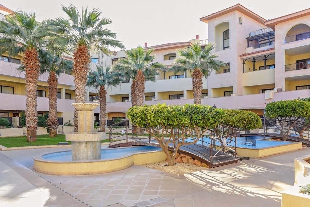 Queens Garden Walking Distance To The Beach Pafos Exterior foto