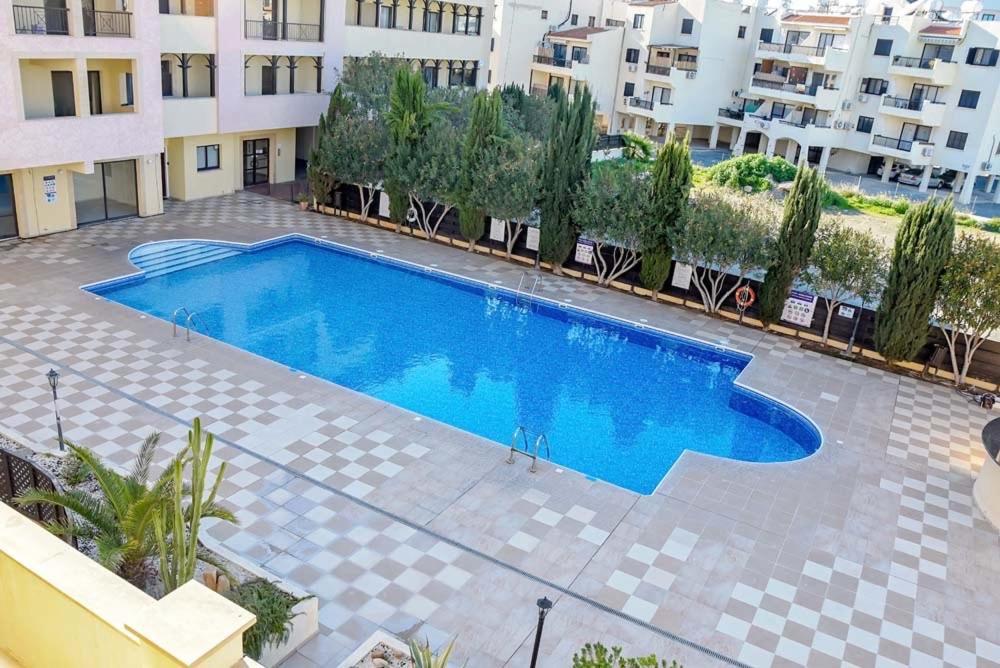 Queens Garden Walking Distance To The Beach Pafos Exterior foto