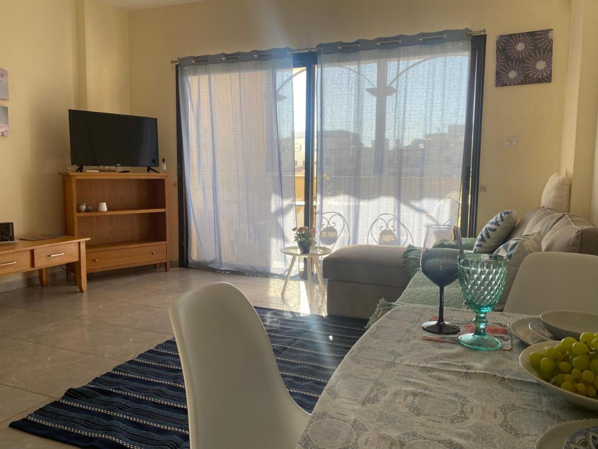 Queens Garden Walking Distance To The Beach Pafos Exterior foto