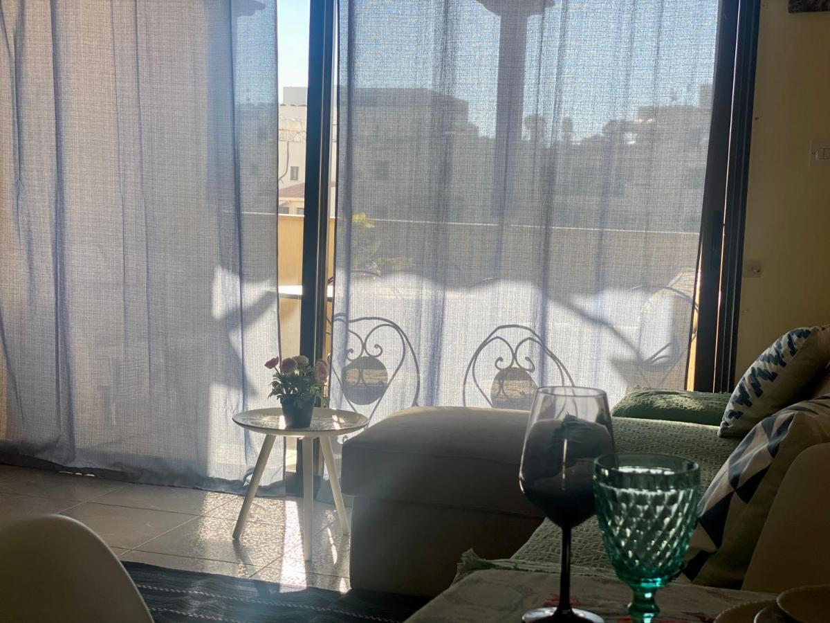 Queens Garden Walking Distance To The Beach Pafos Exterior foto